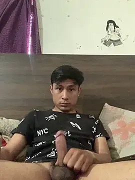 Snapshot of EduardoEspinoza12 chatting on May 20, 4:13 pm EduardoEspinoza12 online show from May 20, 4:13 pm