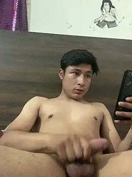 Snapshot of EduardoEspinoza12 chatting on June 19, 8:34 pm EduardoEspinoza12 online show from June 19, 8:34 pm