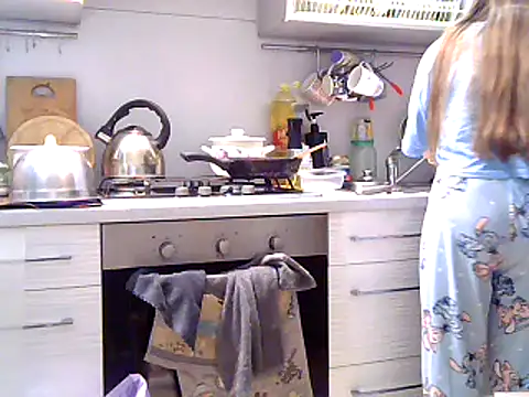 Snapshot of Misssweet_s chatting on January 27, 5:03 am Misssweet s online show from January 27, 5:03 am