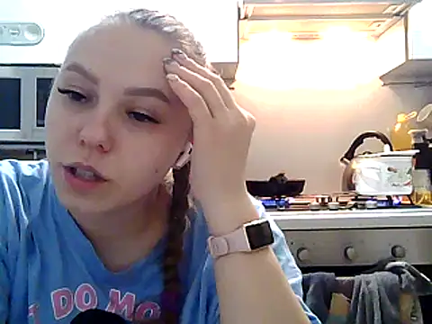 Snapshot of Misssweet_s chatting on January 27, 5:48 pm Misssweet s online show from January 27, 5:48 pm