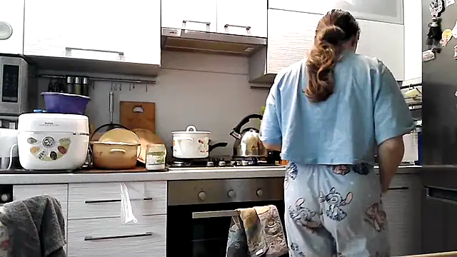 Snapshot of Misssweet_s chatting on February 7, 6:35 am Misssweet s online show from February 7, 6:35 am