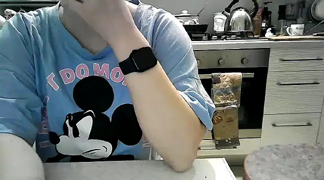 Snapshot of Misssweet_s chatting on February 12, 4:44 pm Misssweet s online show from February 12, 4:44 pm