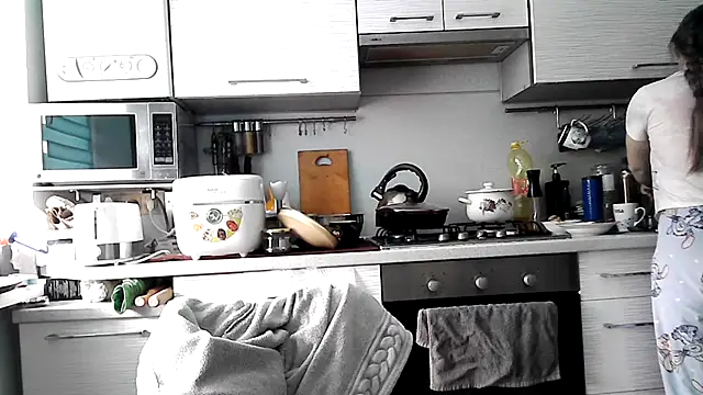 Snapshot of Misssweet_s chatting on February 20, 7:01 am Misssweet s online show from February 20, 7:01 am