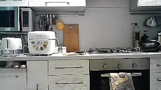 Snapshot of Misssweet_s chatting on March 7, 5:28 pm Misssweet s online show from March 7, 5:28 pm