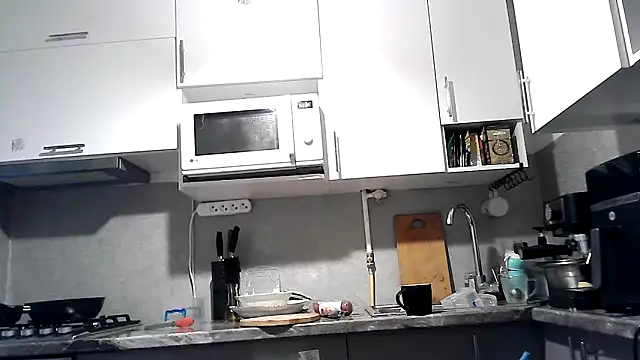 Snapshot of Misssweet_s chatting on September 21, 4:03 am Misssweet s online show from September 21, 4:03 am