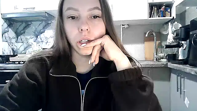 Snapshot of Misssweet_s chatting on October 17, 6:16 am Misssweet s online show from October 17, 6:16 am