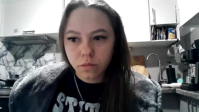 Snapshot of Misssweet_s chatting on November 8, 4:23 am Misssweet s online show from November 8, 4:23 am