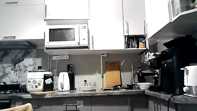 Snapshot of Misssweet_s chatting on November 10, 6:34 am Misssweet s online show from November 10, 6:34 am