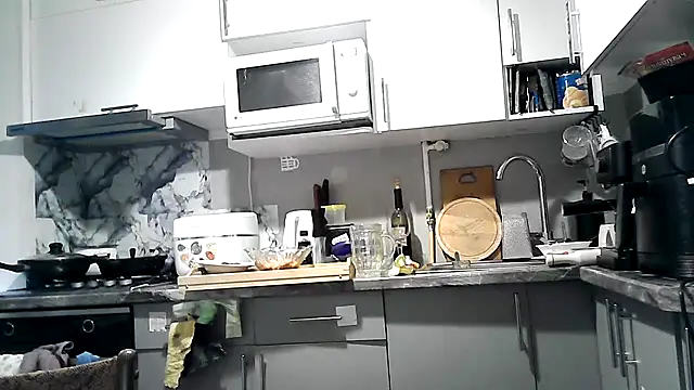 Snapshot of Misssweet_s chatting on November 16, 5:13 am Misssweet s online show from November 16, 5:13 am