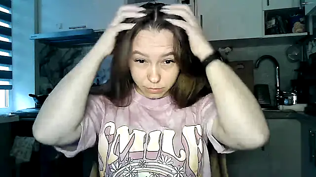 Snapshot of Misssweet_s chatting on November 19, 6:24 am Misssweet s online show from November 19, 6:24 am