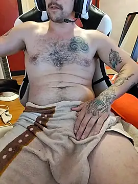 Snapshot of Ares_Exmodele chatting on June 20, 3:59 pm Ares Exmodele online show from June 20, 3:59 pm