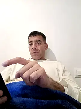 Snapshot of juanignacioargentino chatting on February 6, 11:58 pm juanignacioargentino online show from February 6, 11:58 pm