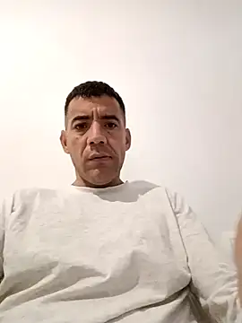 Snapshot of juanignacioargentino chatting on February 20, 2:46 pm juanignacioargentino online show from February 20, 2:46 pm