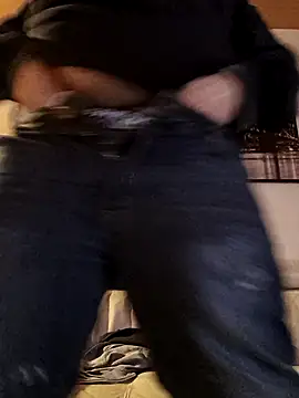 Snapshot of Pourleplasirs chatting on February 5, 2:29 am Pourleplasirs online show from February 5, 2:29 am