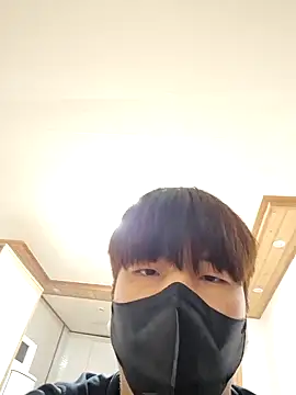 Tyyyggjju online show from October 24, 8:44 am