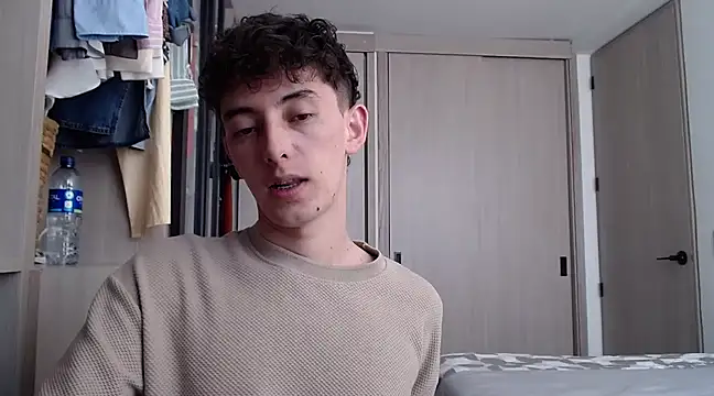 miketwink online show from March 13, 5:18 pm