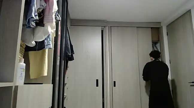 miketwink online show from March 17, 4:19 am