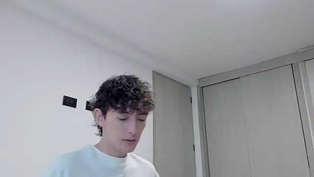 miketwink online show from September 25, 10:35 pm