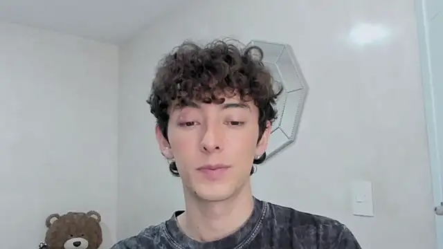 miketwink online show from February 6, 2:05 am