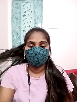 Snapshot of Tamil_roja17 chatting on May 6, 10:53 am Tamil roja17 online show from May 6, 10:53 am