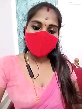 Snapshot of Tamil_roja17 chatting on May 9, 6:13 pm Tamil roja17 online show from May 9, 6:13 pm