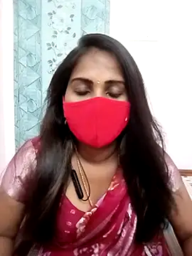 Snapshot of Tamil_roja17 chatting on May 16, 11:03 pm Tamil roja17 online show from May 16, 11:03 pm