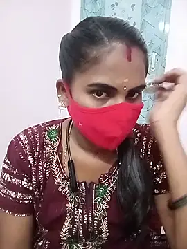 Snapshot of Tamil_roja17 chatting on May 31, 10:44 am Tamil roja17 online show from May 31, 10:44 am