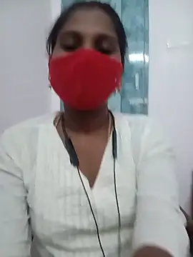 Snapshot of Tamil_roja17 chatting on June 18, 5:19 am Tamil roja17 online show from June 18, 5:19 am