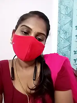 Snapshot of Tamil_roja17 chatting on June 18, 12:09 pm Tamil roja17 online show from June 18, 12:09 pm