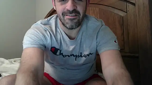 Snapshot of Troyt87 chatting on January 12, 5:45 am Troyt87 online show from January 12, 5:45 am