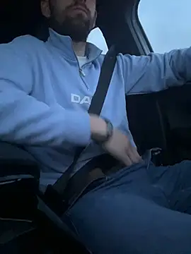 Snapshot of bullyboyy chatting on February 25, 6:14 am bullyboyy online show from February 25, 6:14 am