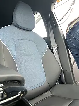 Snapshot of bullyboyy chatting on March 13, 10:57 am bullyboyy online show from March 13, 10:57 am