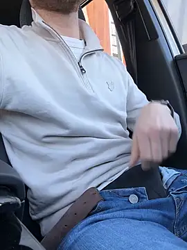 Snapshot of bullyboyy chatting on March 17, 9:01 am bullyboyy online show from March 17, 9:01 am