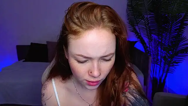 Maya Light online show from April 29, 2:04 am