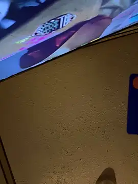 B3-Dindles online show from March 18, 4:37 am