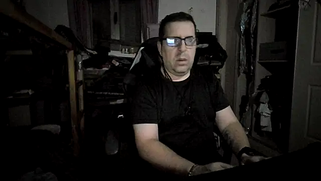 Usame como quieras online show from December 4, 4:11 am