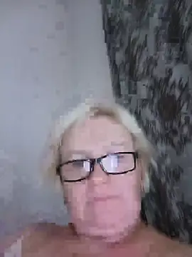 Snapshot of Mayya4321 chatting on July 14, 10:21 am Mayya4321 online show from July 14, 10:21 am