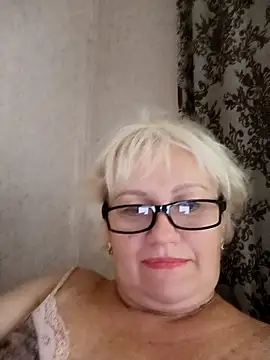 Snapshot of Mayya4321 chatting on July 21, 8:27 am Mayya4321 online show from July 21, 8:27 am