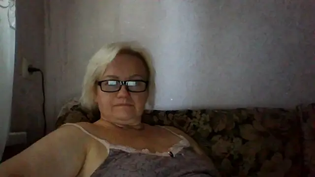 Snapshot of Mayya4321 chatting on July 28, 7:15 am Mayya4321 online show from July 28, 7:15 am