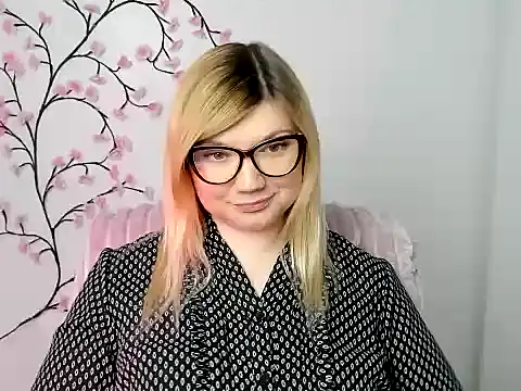 Lola moree online show from December 15, 12:42 pm