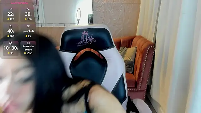 Snapshot of miss_isabella_m chatting on February 7, 1:04 pm miss isabella m online show from February 7, 1:04 pm