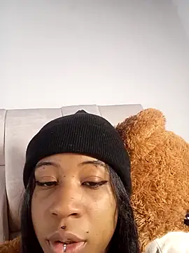 Zaira Rose  online show from March 11, 4:24 pm