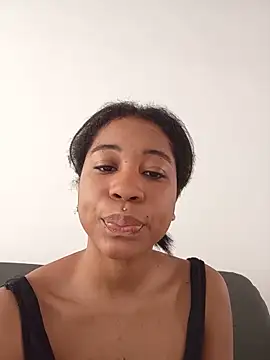 Snapshot of Zaira_Rose_ chatting on May 25, 4:46 pm Zaira Rose online show from May 25, 4:46 pm