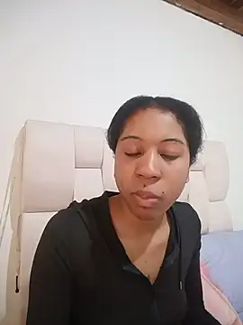 Snapshot of Zaira_Rose_ chatting on May 28, 9:12 pm Zaira Rose online show from May 28, 9:12 pm
