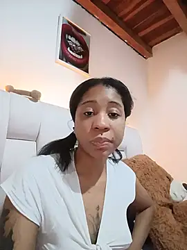 Snapshot of Zaira_Rose_ chatting on July 7, 11:36 am Zaira Rose online show from July 7, 11:36 am