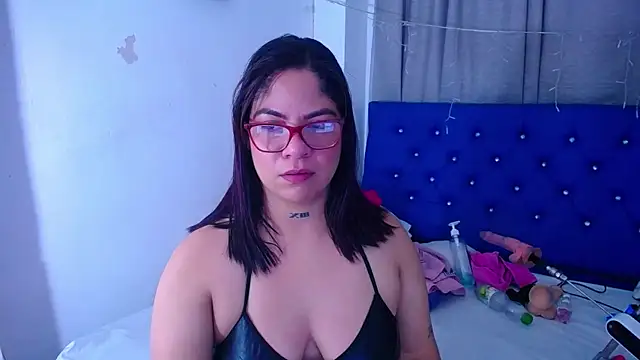 hornny cougar online show from September 13, 3:06 am