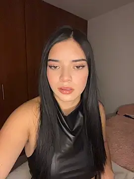 eileensophi online show from June 27, 4:39 am