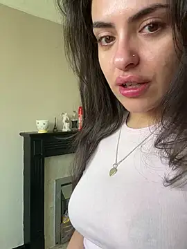 cute carly  online show from March 15, 8:26 am