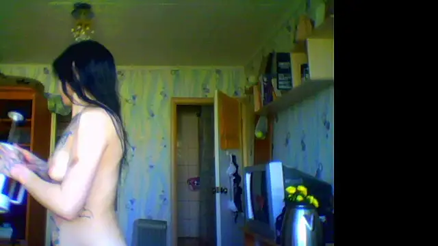 Snapshot of RussNocturnal chatting on May 24, 9:14 am RussNocturnal online show from May 24, 9:14 am