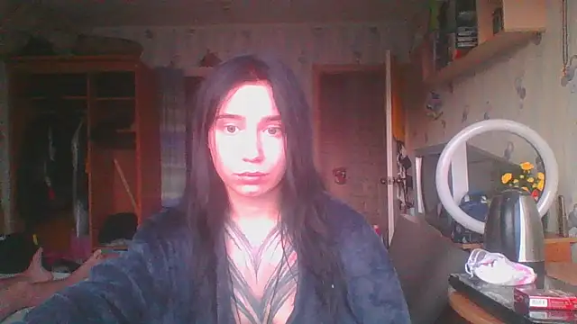 Snapshot of RussNocturnal chatting on June 13, 10:51 pm RussNocturnal online show from June 13, 10:51 pm